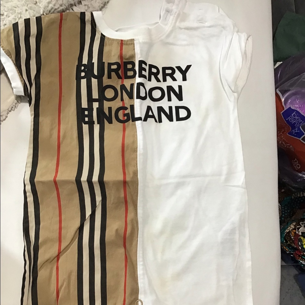 Burberry kids white cotton romper